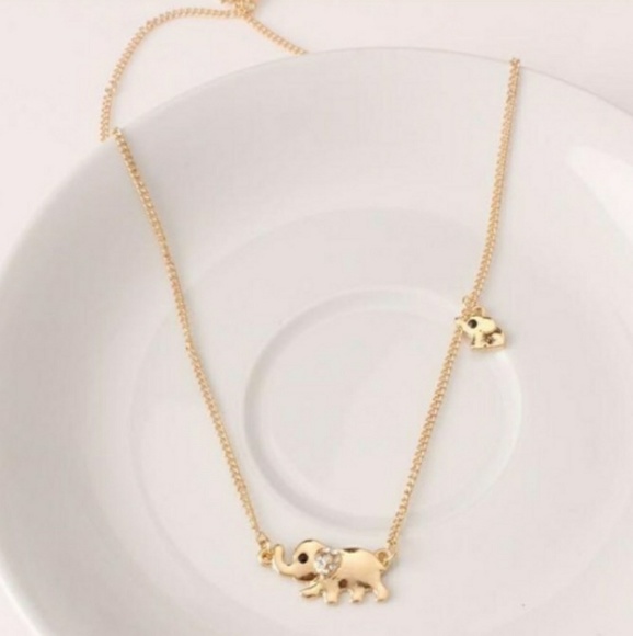 50% OFF ⚡️ Elegant Gold Elephant Necklace - Picture 3 of 5